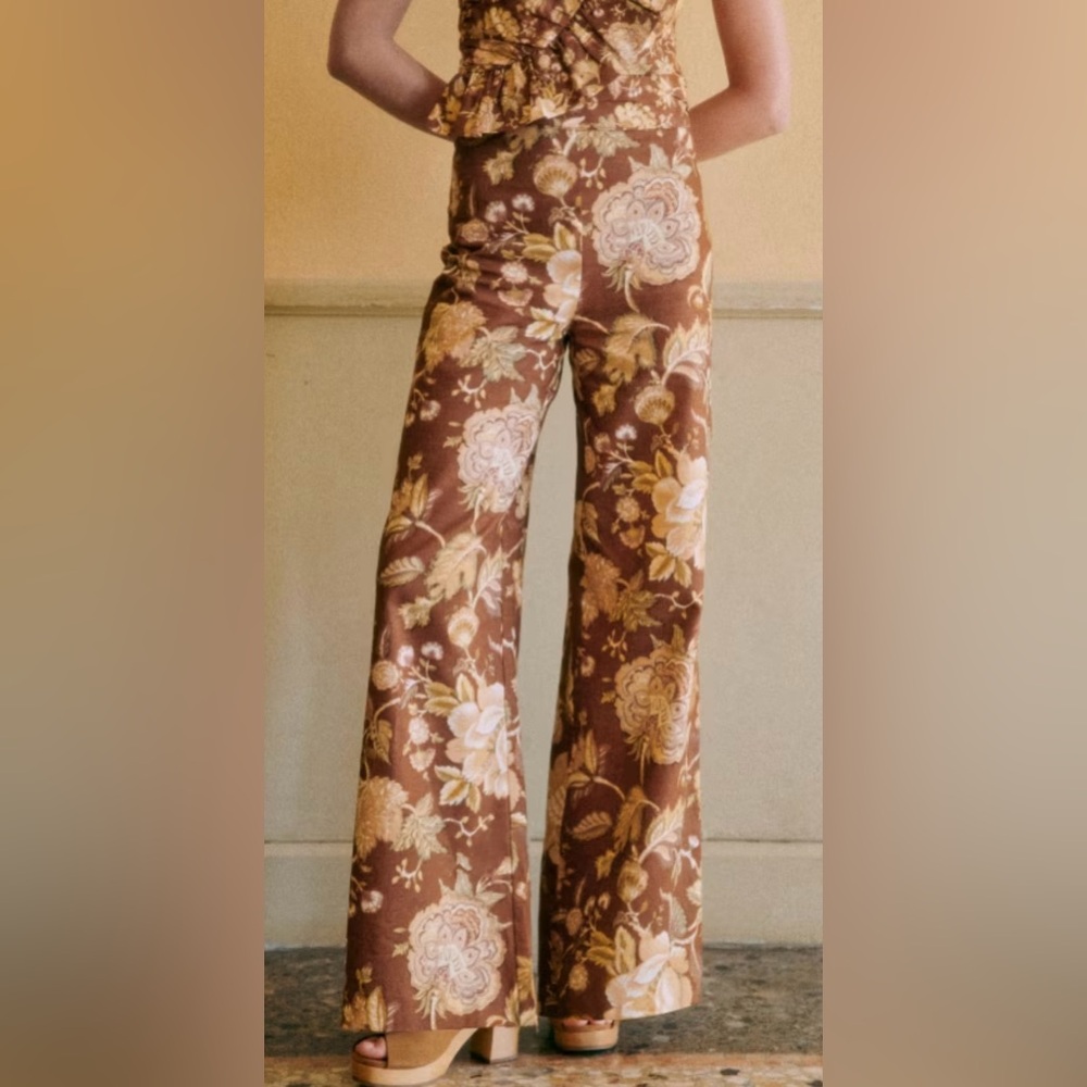Sézane wide leg Tyler pants. Brown floral print. SZ 38.